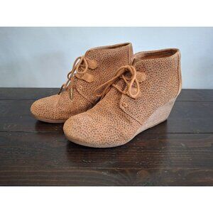 Toms Women’s Suede Kala Leopard Print Bootie/Pre-owned, Sz. 8 EUC